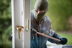 crime-home-burglar